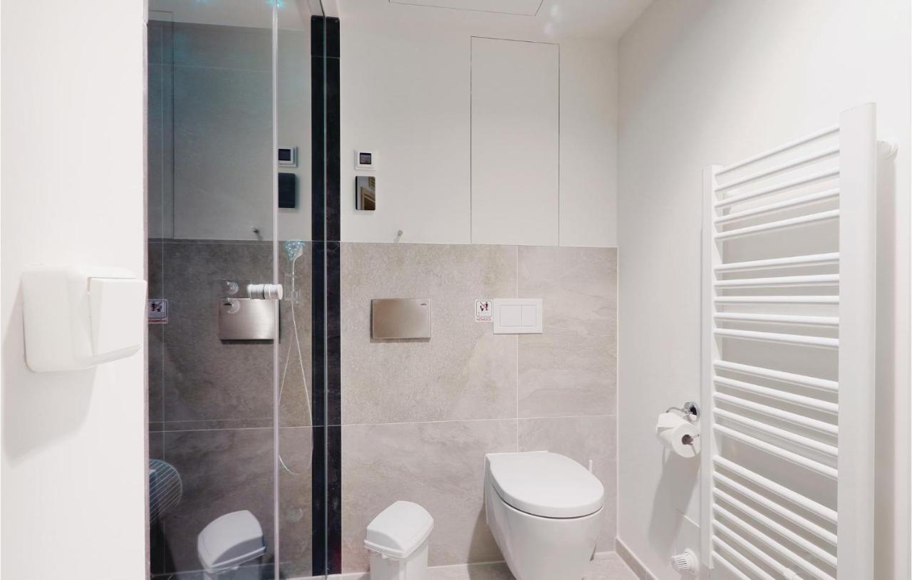 Awesome Apartment In Luebeck Travemuende With Wifi Bagian luar foto